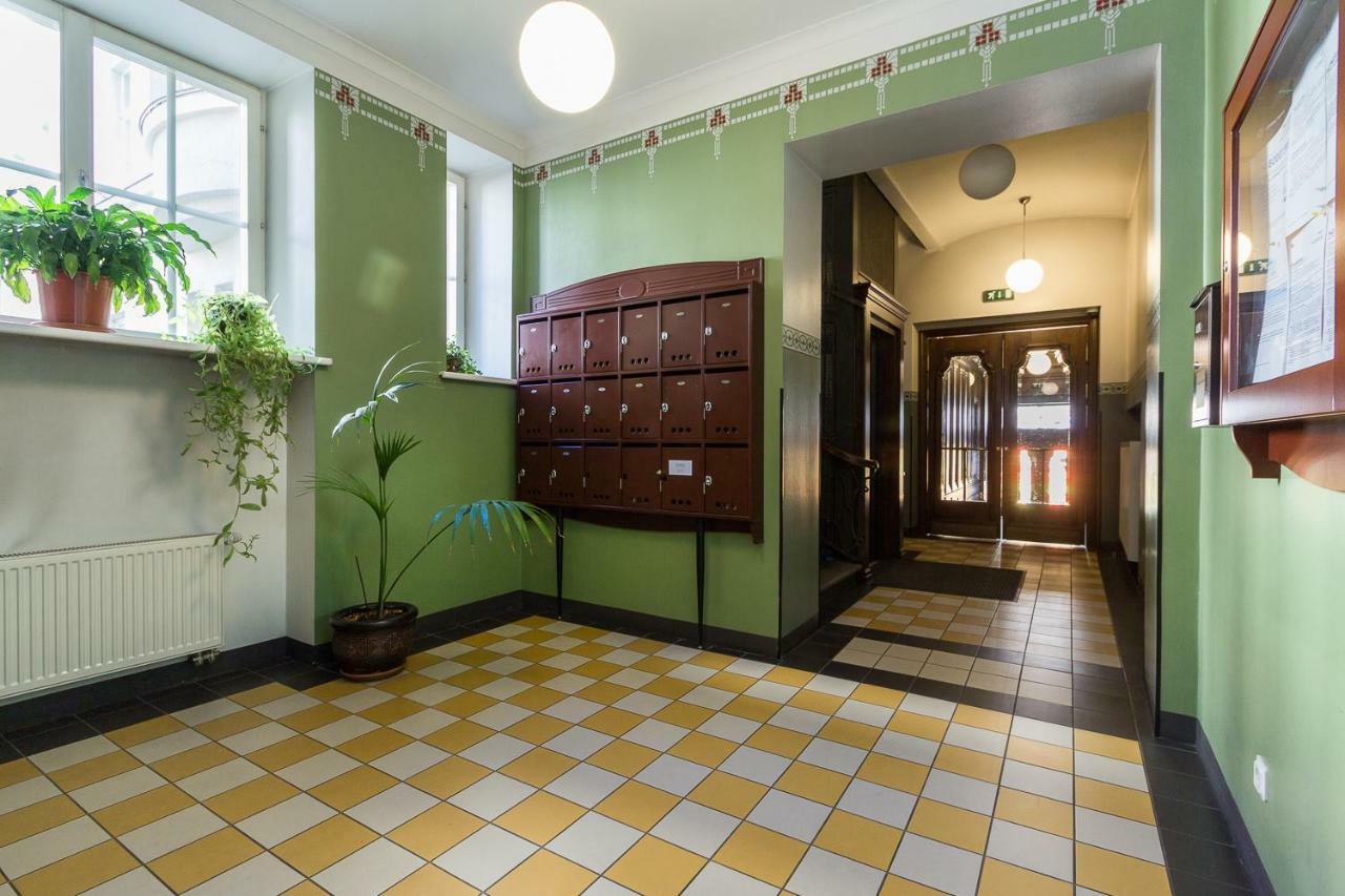 Royal Apartment Riga Ngoại thất bức ảnh